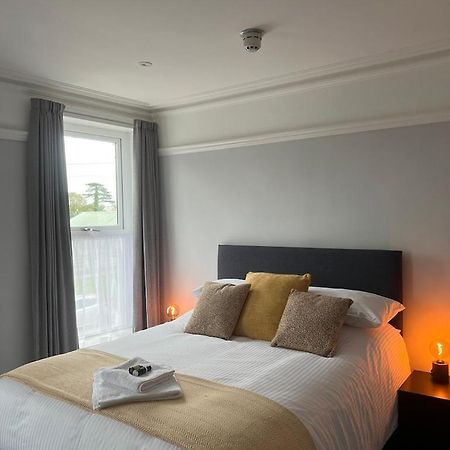 Brynhyfryd Guest House Cardigan Bagian luar foto
