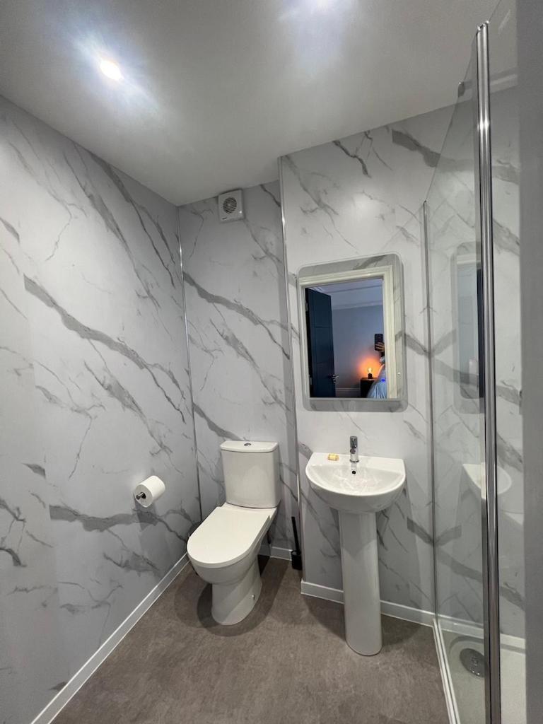 Brynhyfryd Guest House Cardigan Bagian luar foto