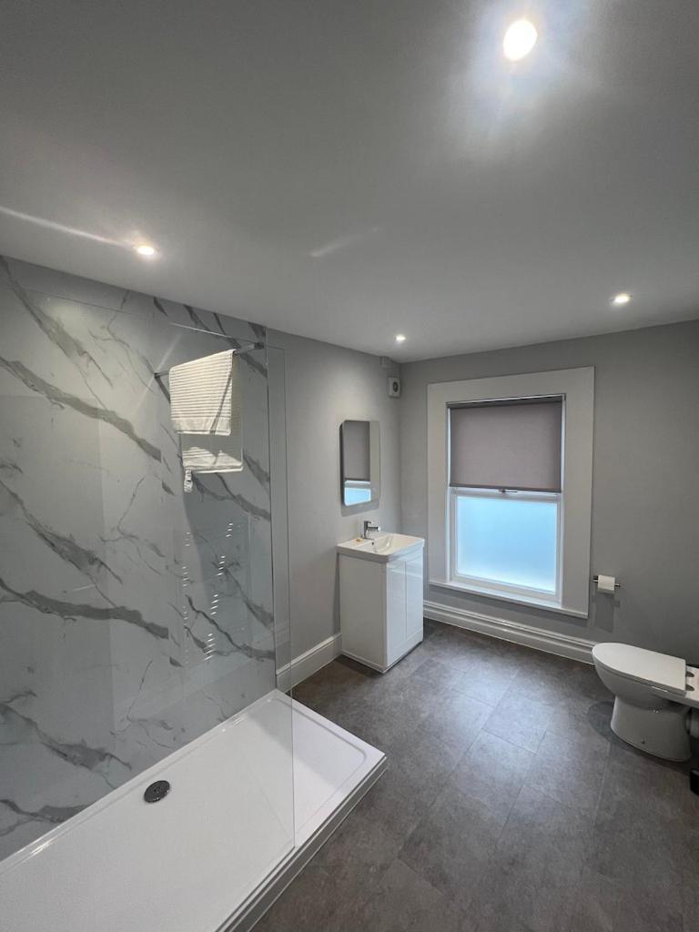Brynhyfryd Guest House Cardigan Bagian luar foto